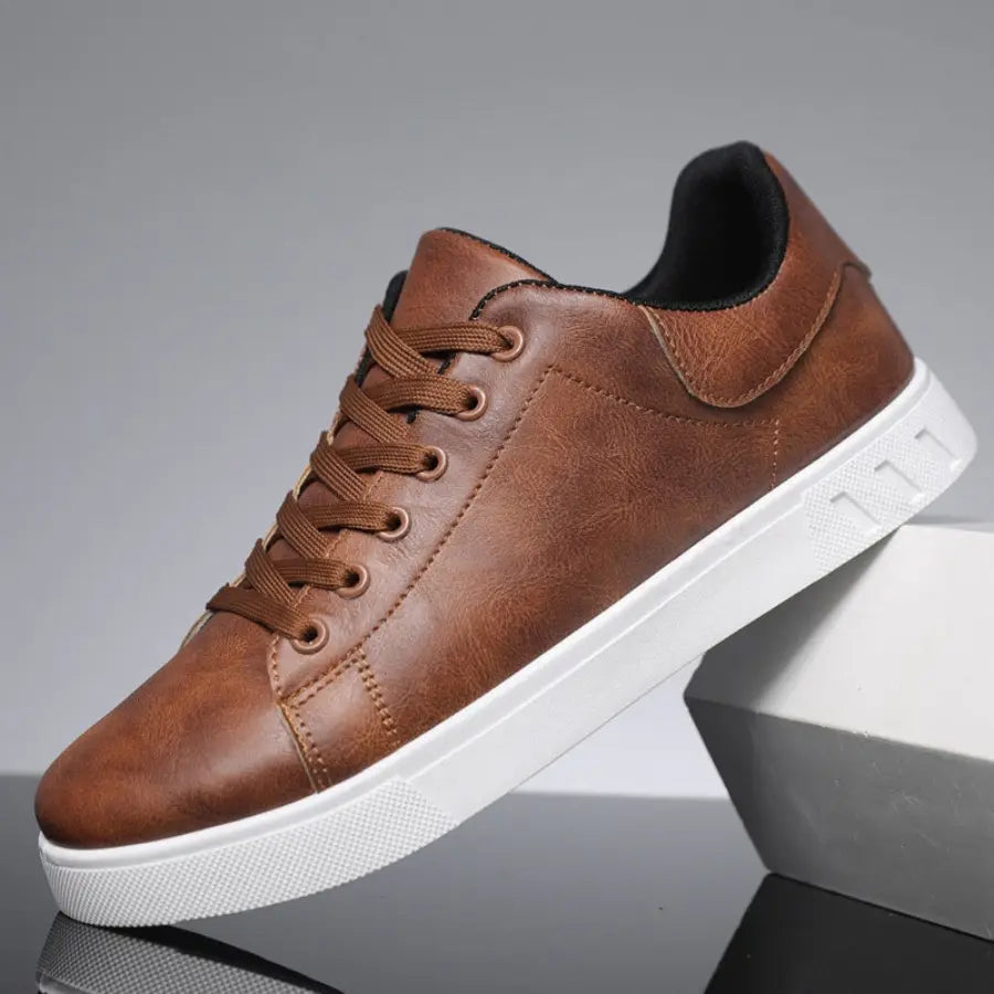 Optew Men’s Low-Top Lace-Up Casual Sneakers