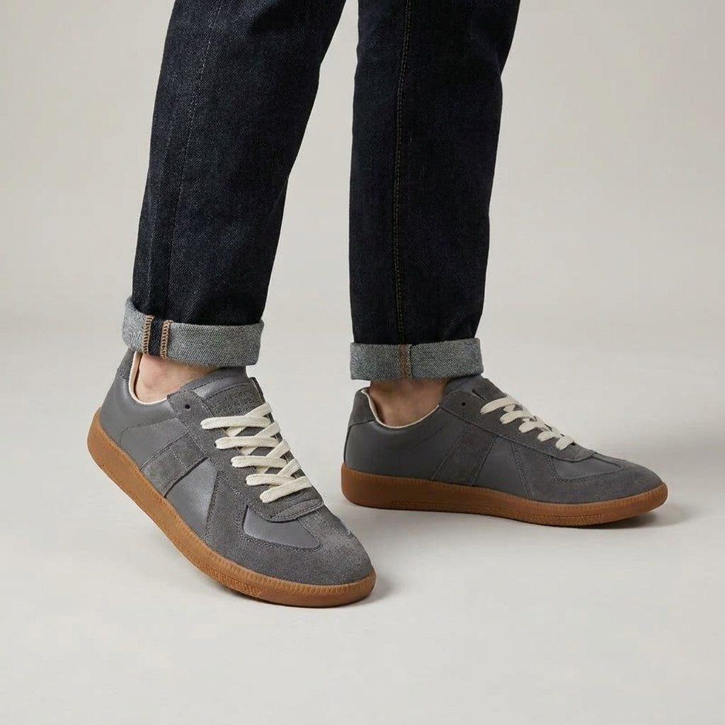 Optew Men’s Retro Low Top Sneakers