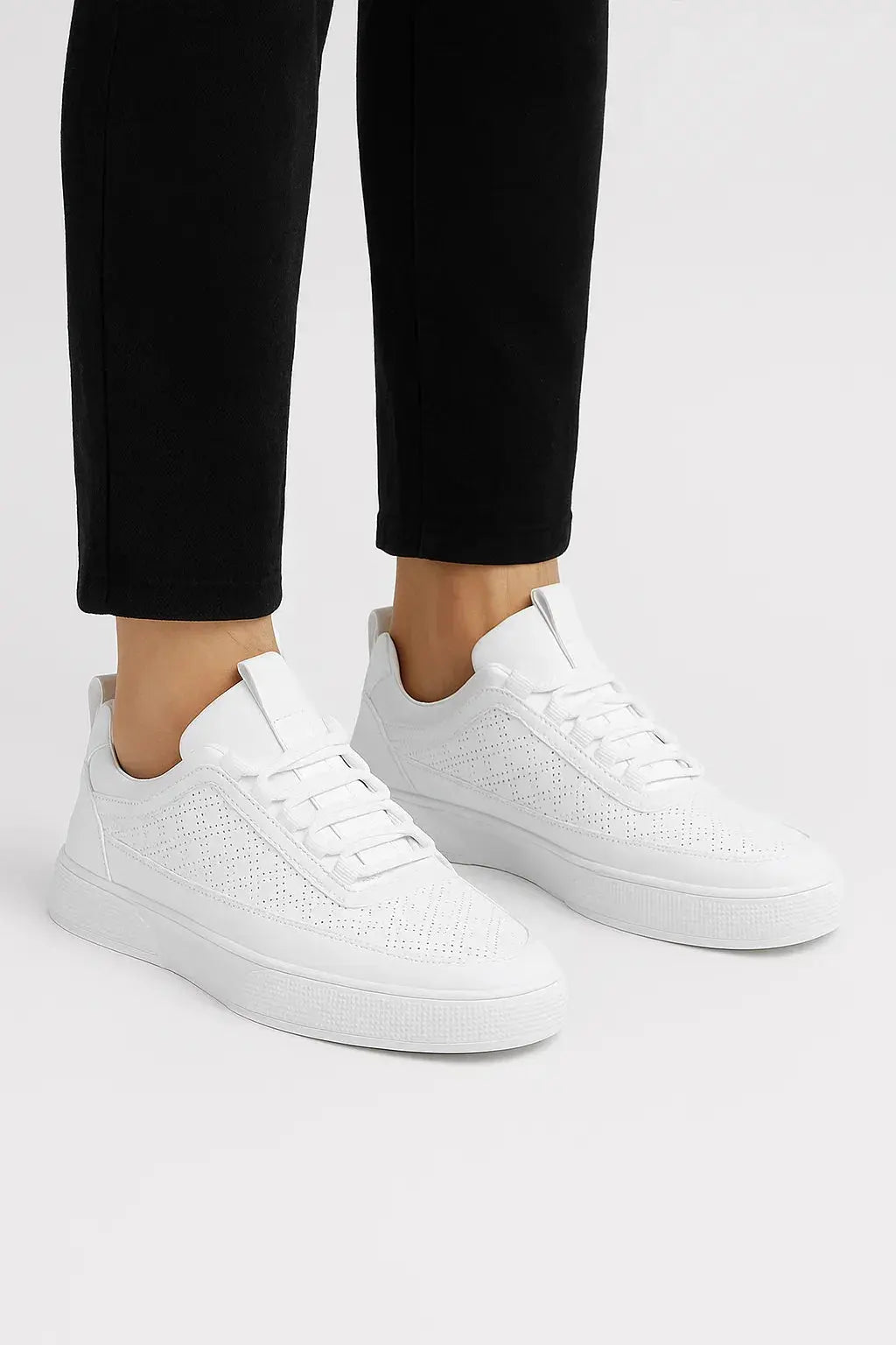 Optew Men's Sneakers Leather Casual Breathable Perforated Design