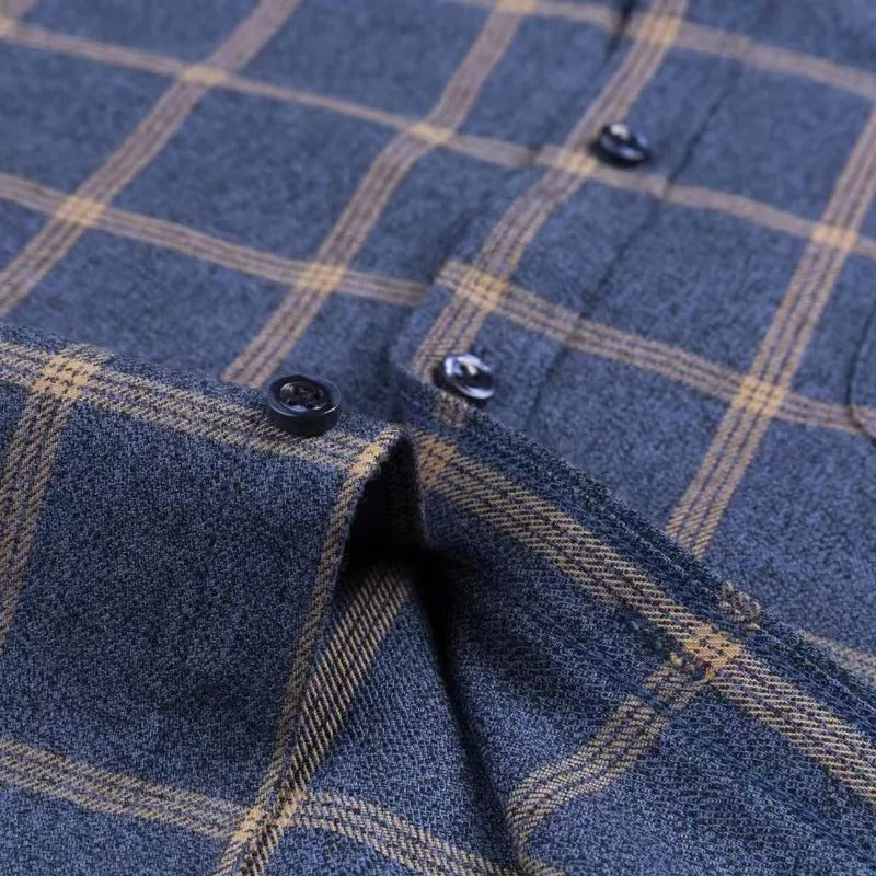 Optew Men’s Checked Button-Down Shirt